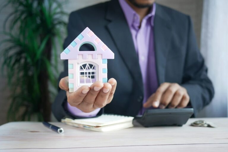Diversificação de Portfólio Imobiliário em Maringá: Estratégia por Zona