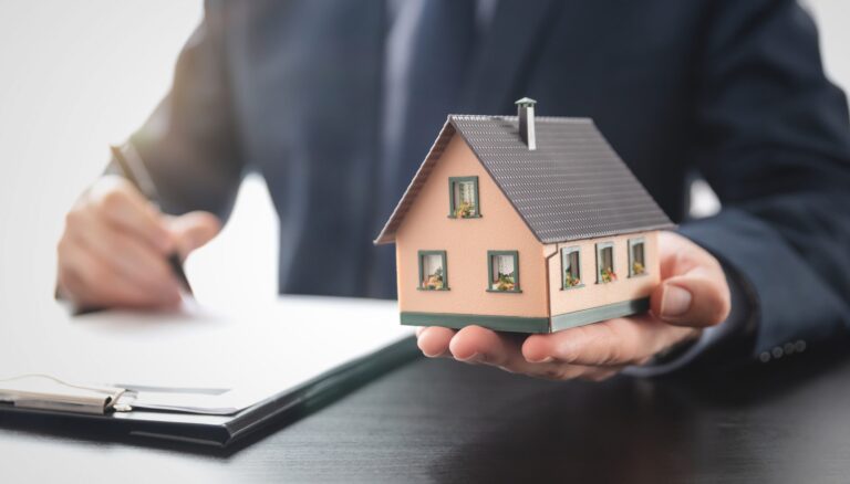 Consultoria Imobiliária em Maringá: Quando Contratar e O Que Esperar
