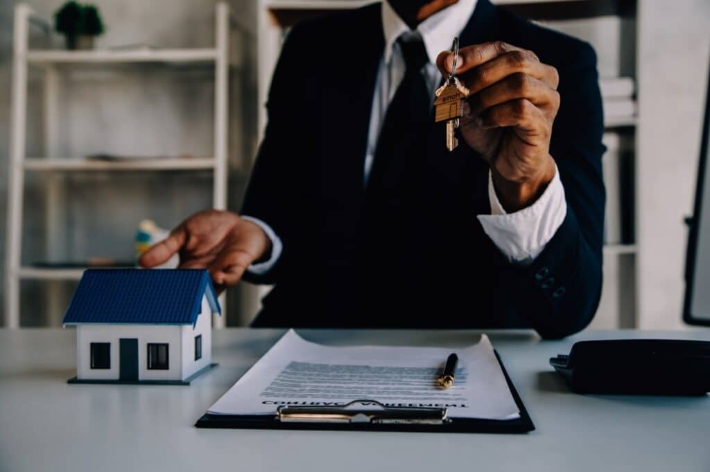 Imobiliária em Maringá-PR: Quem Atende Cada Perfil 5 imobiliárias maringá pr — mapa de perfis de cliente e modelo de atendimento adequado